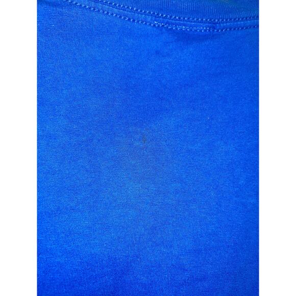 Walt Disney's vintage Vacation Club Member Day 2003  Mickey and Friends.  XXL. - Picture 5 of 5